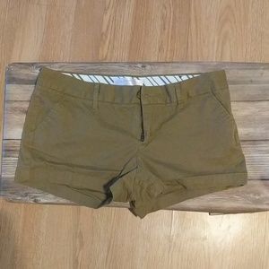 Adorable brown shorts